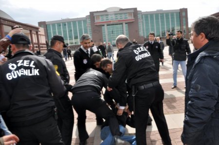 Üniversitelilerin yemek zammı protestosunda olay çıktı: 9 yaralı, 5 gözaltı