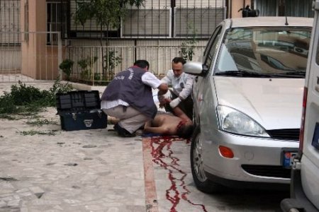 Üniversiteye Yeni Başlayan Genç Ölüme Atladı