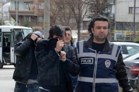 Ünlü firmaların mallarını nakliye sırasında çalan örgüt çökertildi