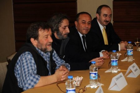 Ünlü Fotoğrafçı Aral: Gaziantep Sanayisi Kadar Sanatsal Yönü De Gelişmiş