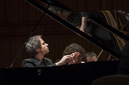 Ünlü piyanist Anderszewski, İstanbullu müzikseverlerle buluştu