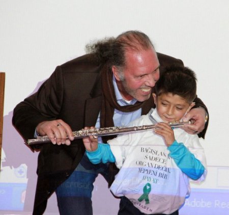 Ünlü sanatçı Fatih Erkoç’tan piyano ve flüt ile organ bağışına davet