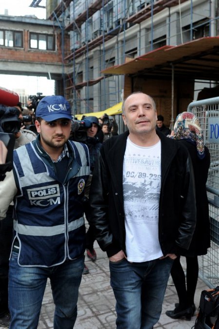 Ünlülerden saç ve doku örneği alındı