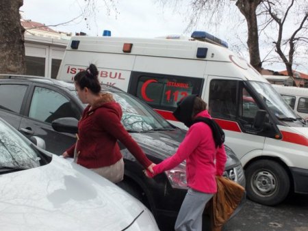 Ünlülere uyuşturucu operasyonu (Özel)