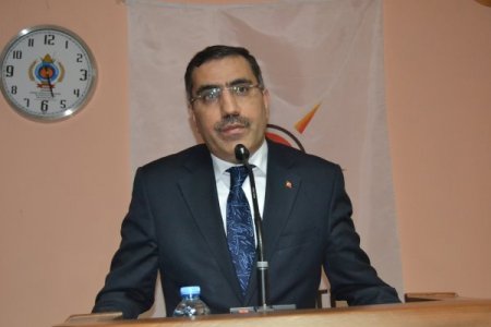 Ünüvar: Kıyamet kopacak denilirken biz hastane temeli attık