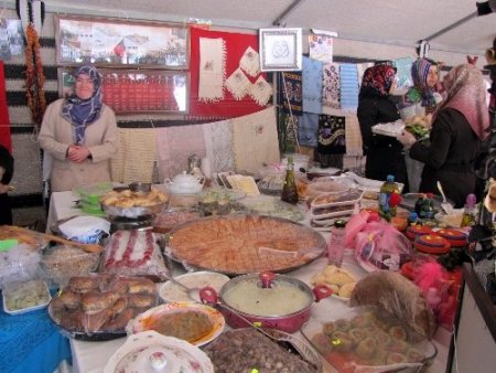 Ünye AKTİF-DER kermesi Mehteran Takımı ile açıldı