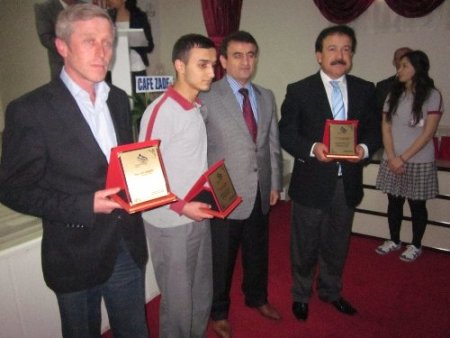 Ünye Atatürk Anadolu Lisesi’nin konferans salonu açıldı