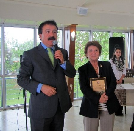 Ünye Belediye Başkanı, Müzevi'ne katkıda bulunanlara plaket verdi