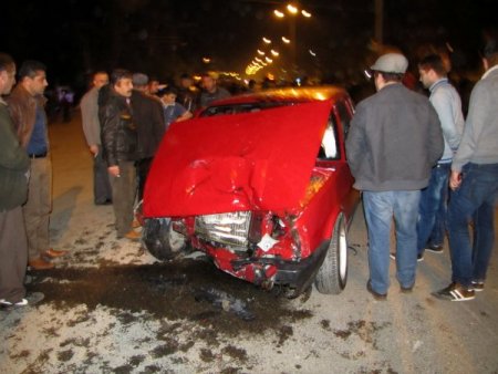 Ünye Sanayi Sitesi girişinde trafik kazası