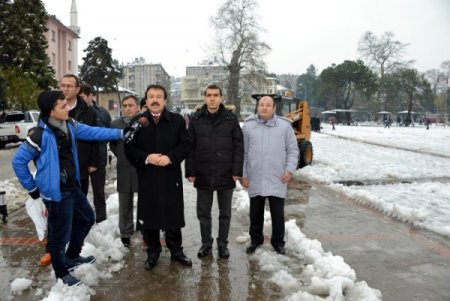 Ünye’de kar tedbirleri alındı