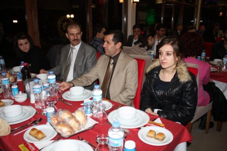 Uşak Emniyeti 'Gençlikle El Ele' projesiyle gençleri terörden korumaya çalışıyor