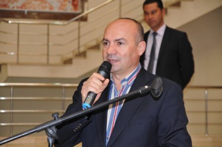 Uşak Halk Eğitim Merkezi’ne dikiş makinesi desteği