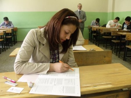 Uşak Körfez Dershaneleri Yerinde Ygs Tatbikatı Yaptı