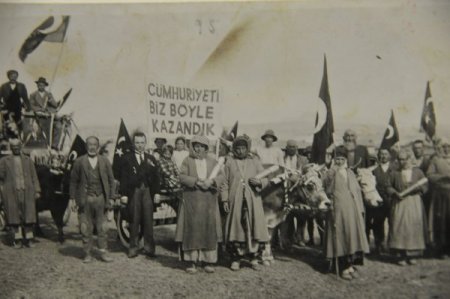 Uşak'ın sembol fotoğrafı müzeye teslim edildi