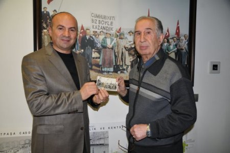 Uşak'ın sembol fotoğrafı müzeye teslim edildi