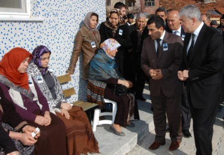 Uşaklı şehit polis Ömer Yazıcı son yolculuğuna uğurlandı