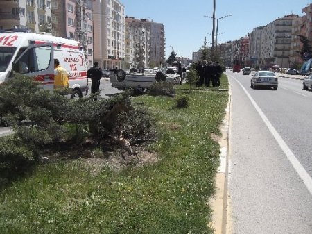 Uşak’ta 2 ayrı kaza, 7 kişi yaralı