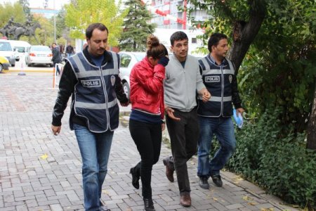 Uşak’ta 488 adet uyuşturucu nitelikli hap yakalandı