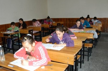 Uşak’ta '7'den 77'ye Herkes O (Sav)'nu Okuyor' sınavı yapıldı