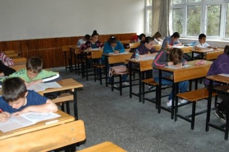 Uşak’ta '7'den 77'ye Herkes O (Sav)'nu Okuyor' sınavı yapıldı