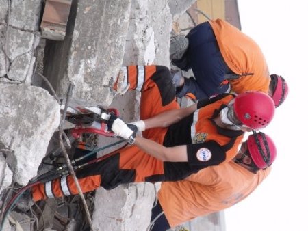 Uşak’ta deprem tatbikatı düzenlendi