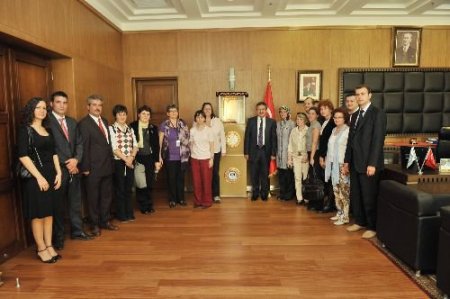 Üstün Yetenekli Çocukların Aileleri Bilinçlendirilecek