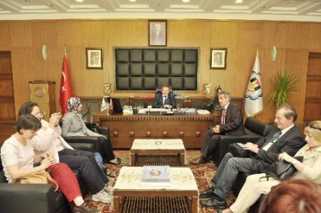 Üstün Yetenekli Çocukların Aileleri Bilinçlendirilecek