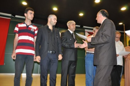 Uygulamalı girişimcilik eğitimi alan 92 kursiyere sertifika verildi