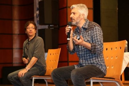 Uygur kardeşler, sanatçıya sahip çıkan Özhaseki’ye teşekkür etti