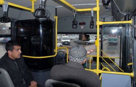 Üyükşehir Belediyesi Makine İkmal Dairesi Başkanı Ali Küçükoğlu, Zaman Zaman Yolcuların Otobüs Sürücülerinden Şikayetçi Olduğunu Belirterek, Bu Şikayetleri En Aza İndirmek İçin Çalışma Başlatt