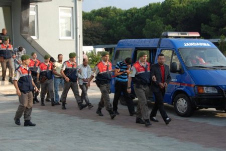 Uyuşturucu çetesini cezaevinden yönetmiş