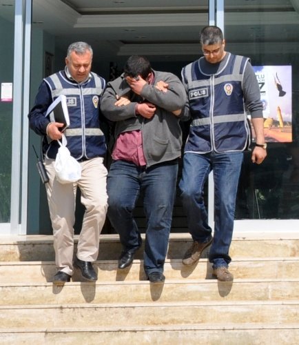 Uyuşturucu satıcıları suçüstü yakalandı