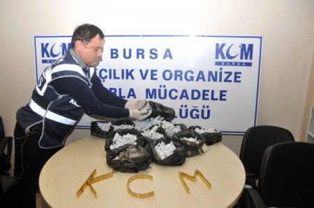 Uyuşturucu taciri: Alıcı haplıydı, mal vermeseydim aileme saldıracaktı