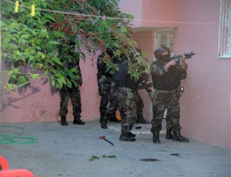 Uyuşturucudan gözaltına alınan torbacı, '7 çocuk babasıyım' deyip iş istedi!