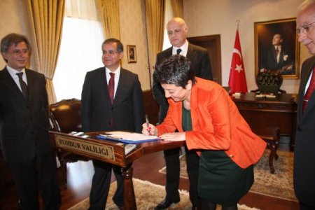 Uzallar’dan Burdur’a Dördüncü Okul