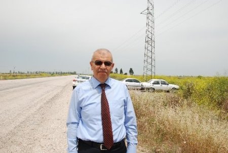 Üzerine leyleklerin yuva yaptığı direğin taşınması, göç sonrasına bırakıldı