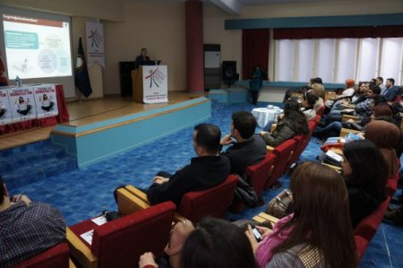 Uzmanlar, üniversite öğrencilerine hibe desteklerini anlattı