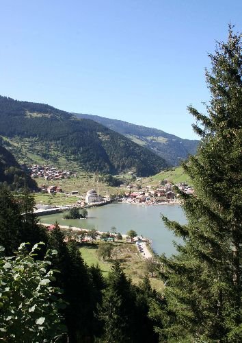 Uzungöl'deki Tarihi Evler Restore Edilip Turizme Kazandırılacak