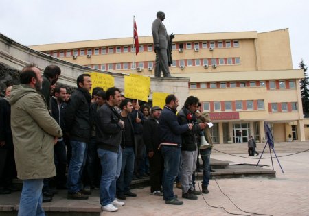 Uzungöl'e yapılacak HES'e protesto