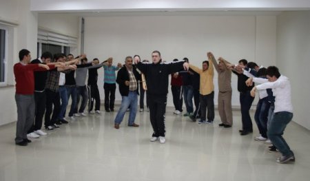 Vakfıkebir MYO öğrencilerinin horon ilgisi