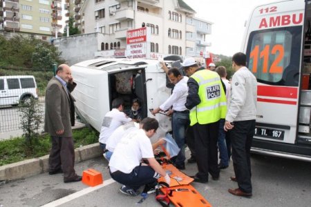 Vakfıkebir’de bayram dönüşü kaza: Bir yaralı