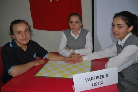 Vakfıkebir’de 'Bir Bilen Olmak İçin Ben De Okuyorum' yarışması yapıldı