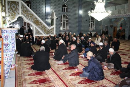 Vakfıkebir’de Erbakan için mevlit okutuldu