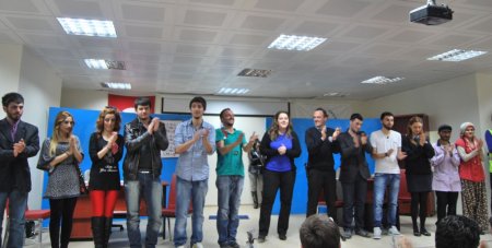 Vakfıkebir'de 'Trafik Kabare' isimli oyun büyük beğeni topladı