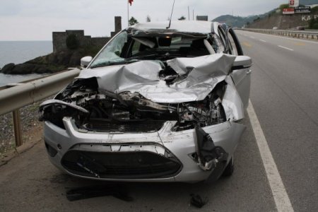 Vakfıkebir’de Trafik Kazası: 1’ İ Ağır, 3 Kişi Yaralandı