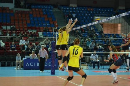 VakıfBank, ligdeki yedinci maçını da kazandı