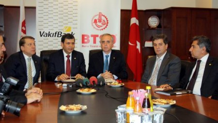 Vakıfbank Genel Müdürü Kalkan:2011 Yılında 3 Alanda Kredilerimizi Yoğunlaştırıyoruz