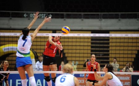VakıfBank Şampiyonlar Ligi play-off turunda deplasmanda 3-1 kazandı