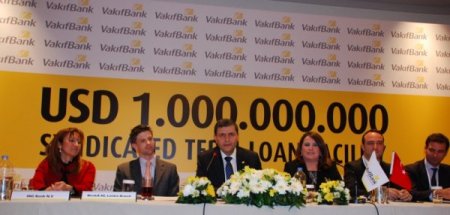 Vakıfbank’a 1 Milyar Dolarlık Sendikasyon Kredisi