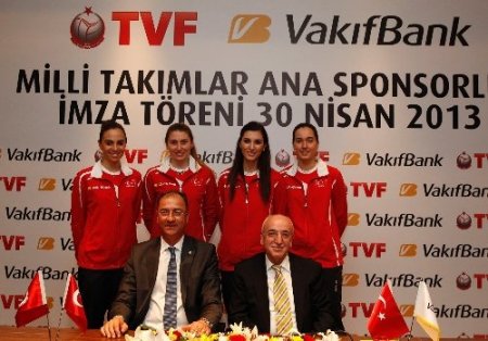 VakıfBank’tan Filenin Sultanları’na kesintisiz destek